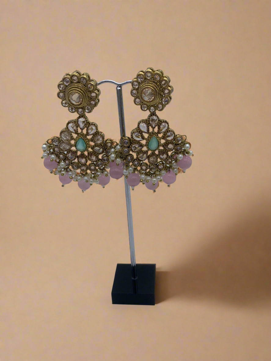 Am 001Gold pink and mint earrings