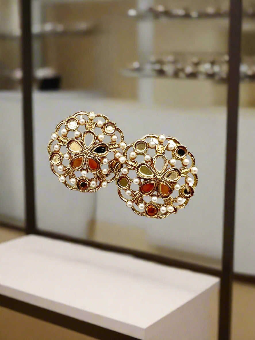 Floral mirror studs  image 0