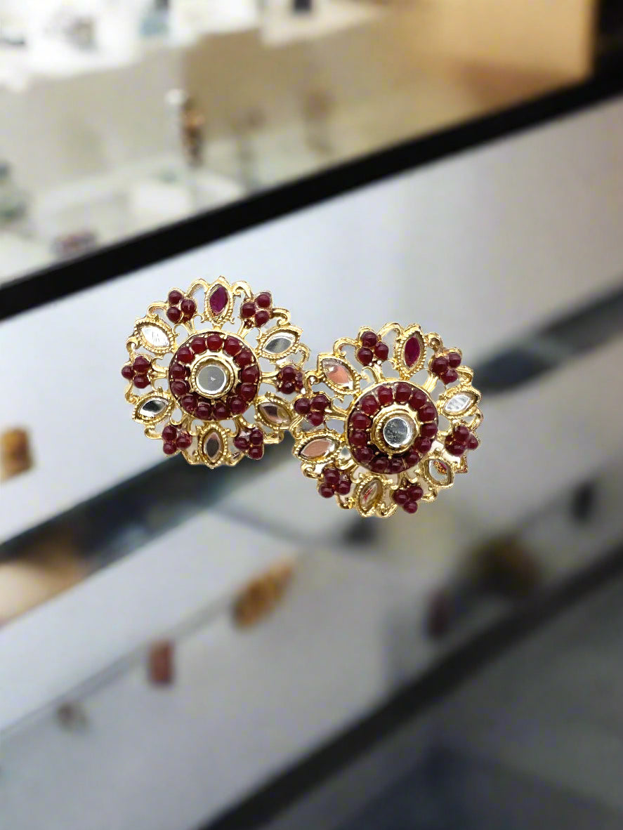 Floral mirror studs  image 0