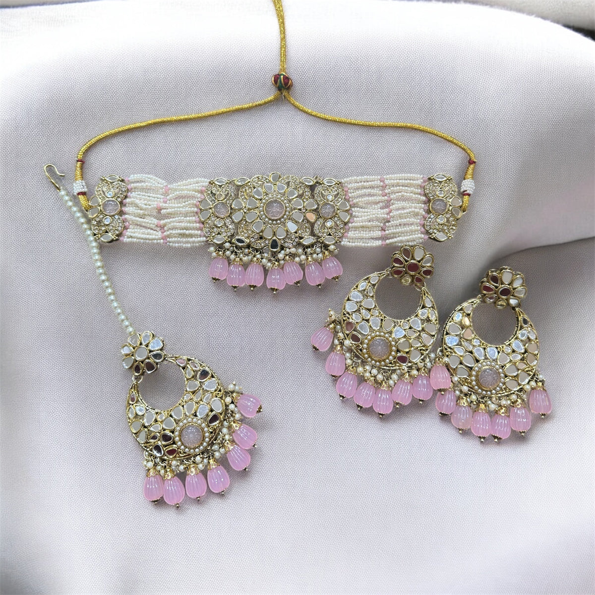 AN660 Pink Choker Set With Mirror Stones