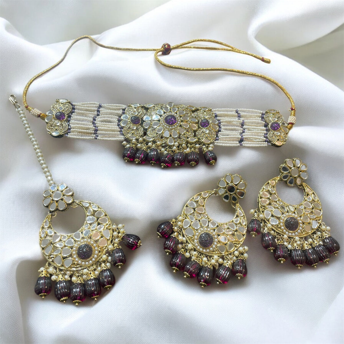 AN660 Dark Purple Choker Set With Mirror Stones