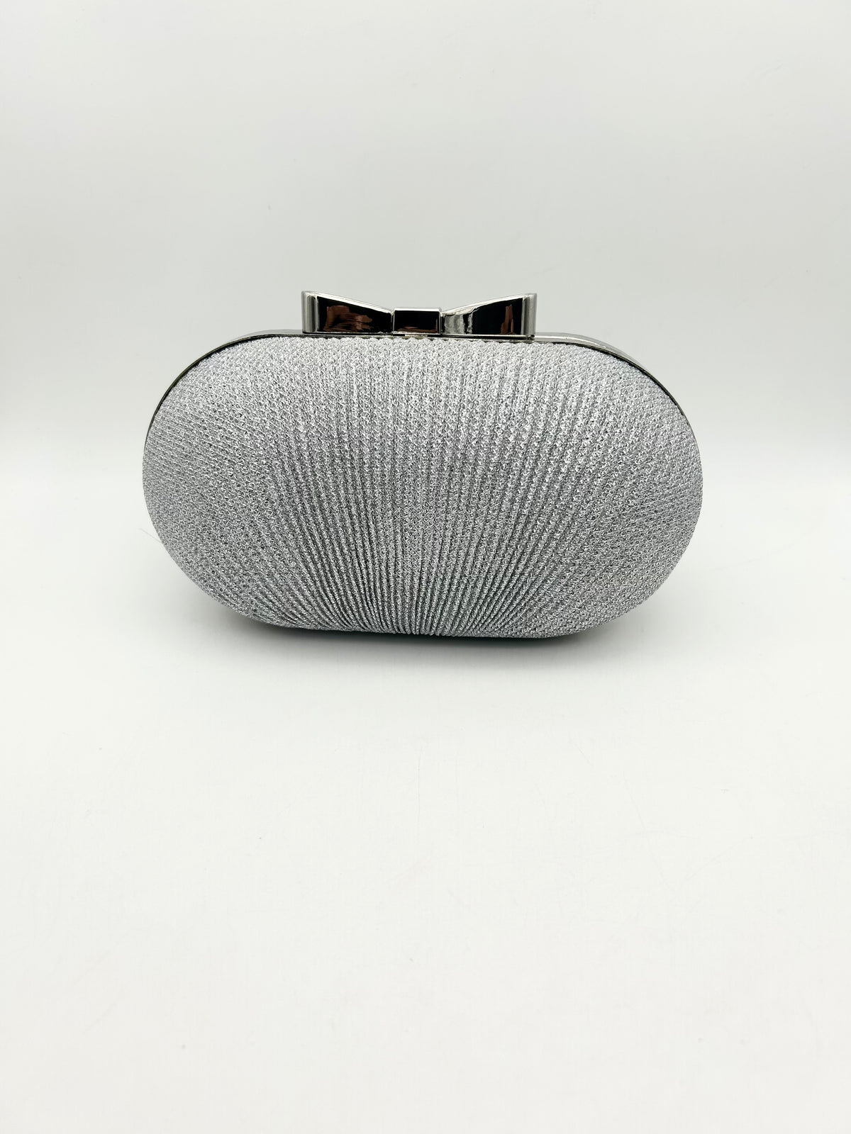 AM701 White clutch bag