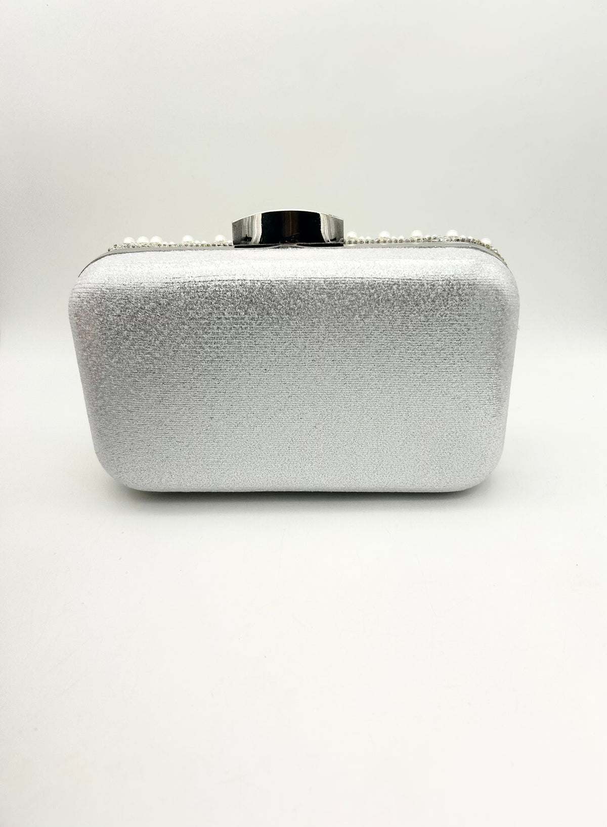 AM703 White clutch bag