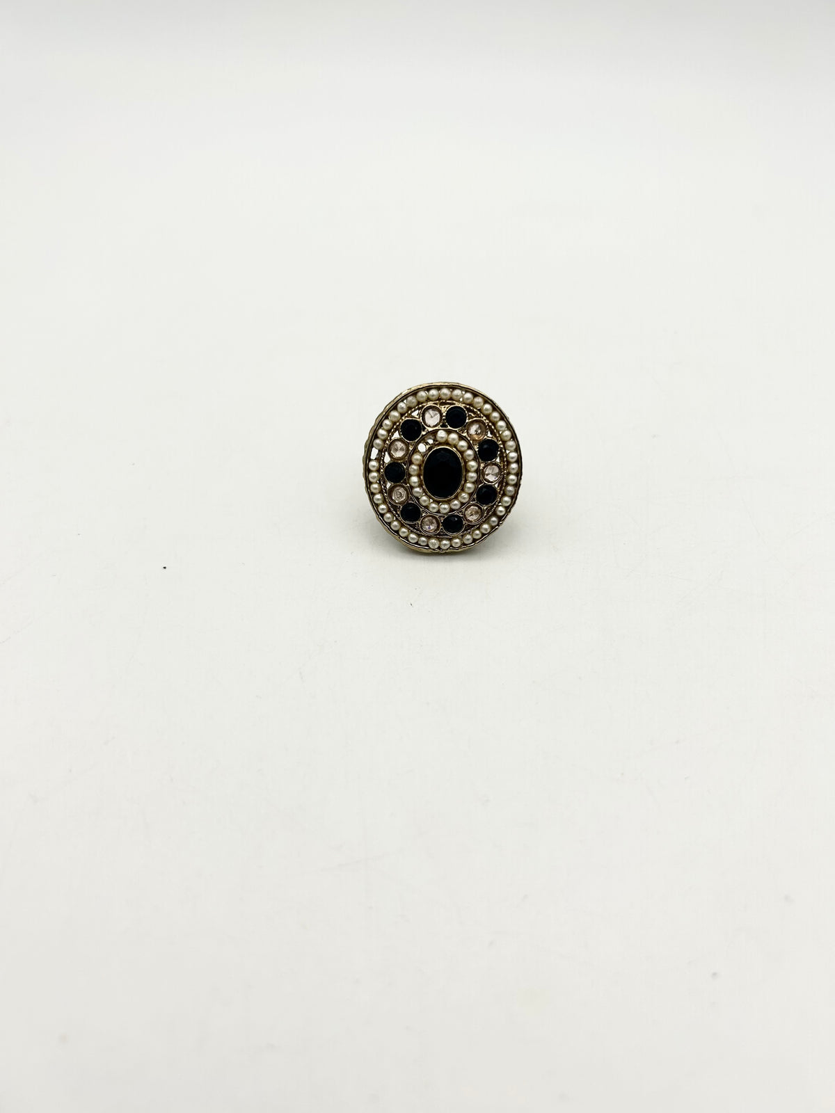 AM804 Gold and Black adjustable ring polki