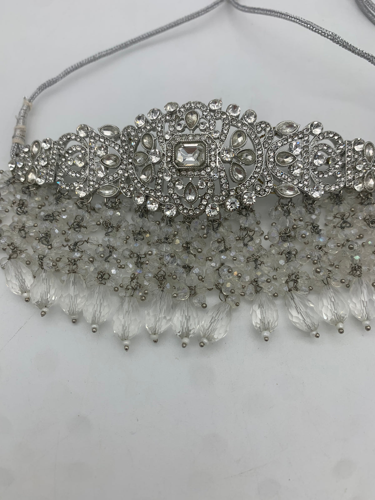 Am 010 White choker set