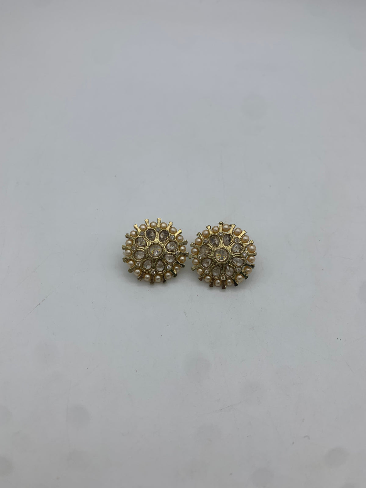 AM009 Full Gold/champagne pearl choker set with earrings and tikka