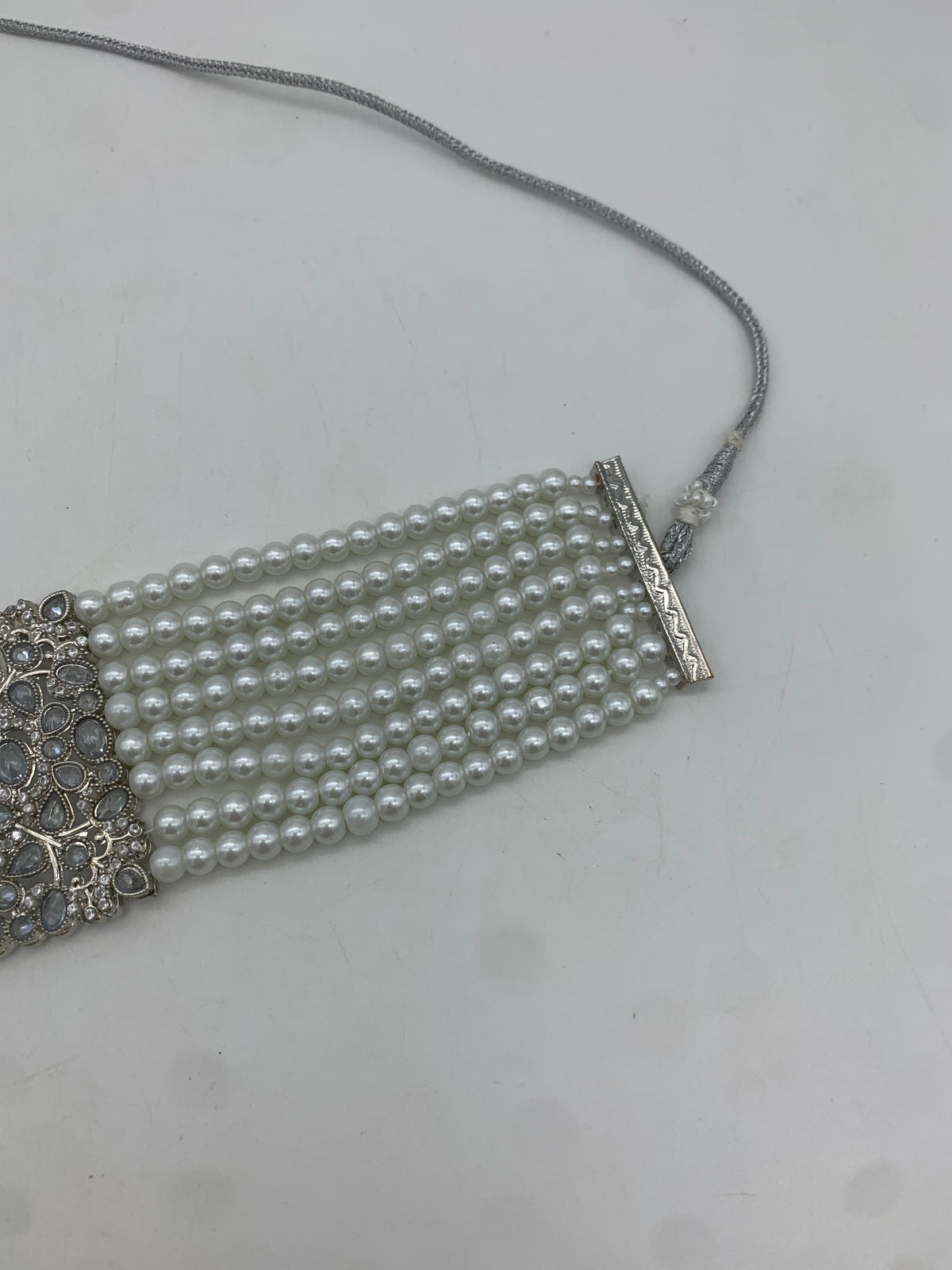 AM009 Full Silver Choker set with earrings and tikka