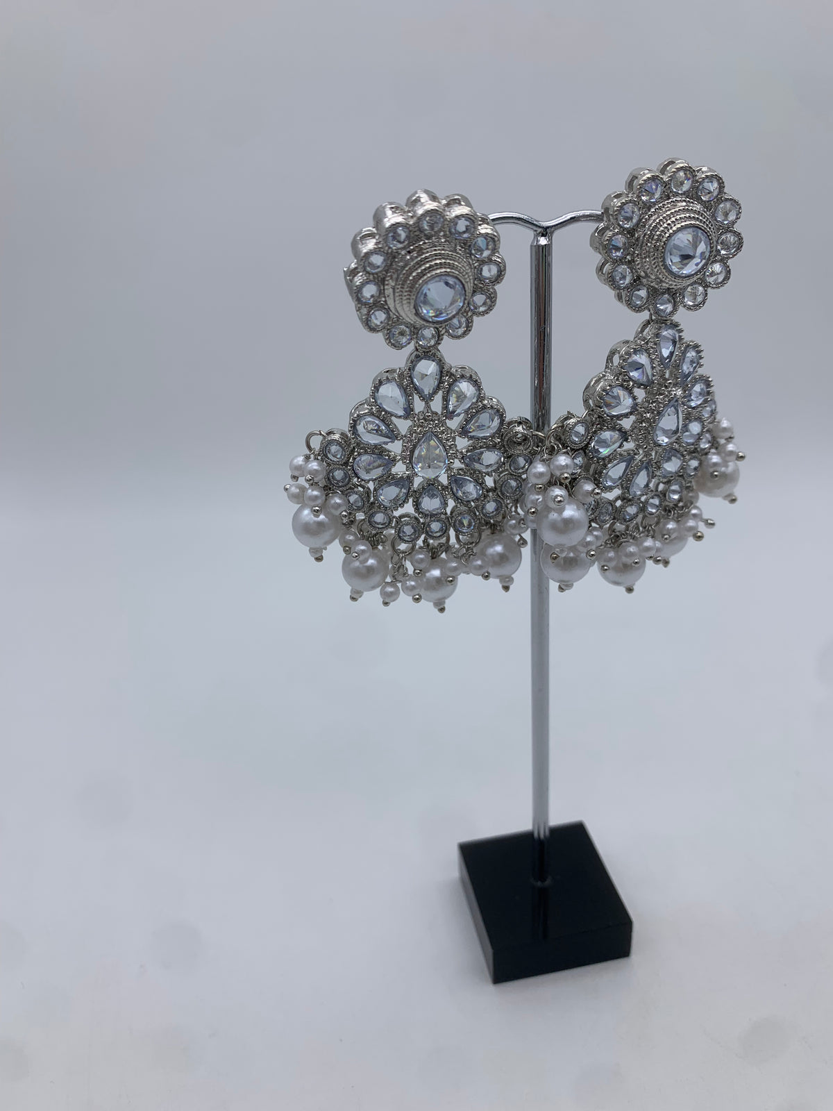 AM001 Silver polki earrings