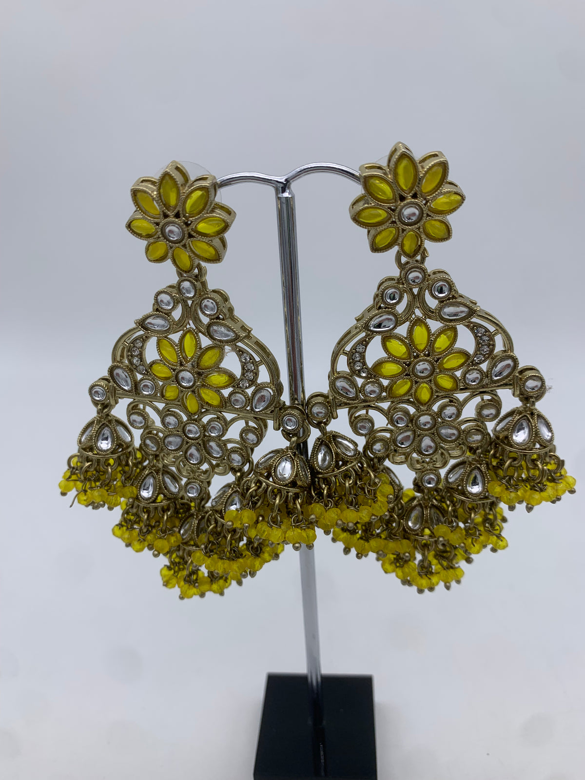 Am 002 Gold and Yellow Earrings