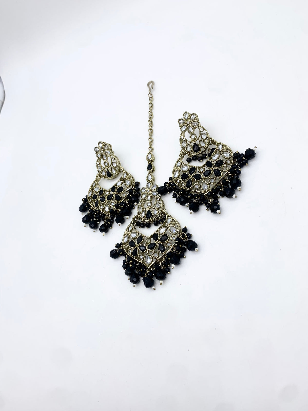 AM600 Gold and Black earring and tikka set Polki