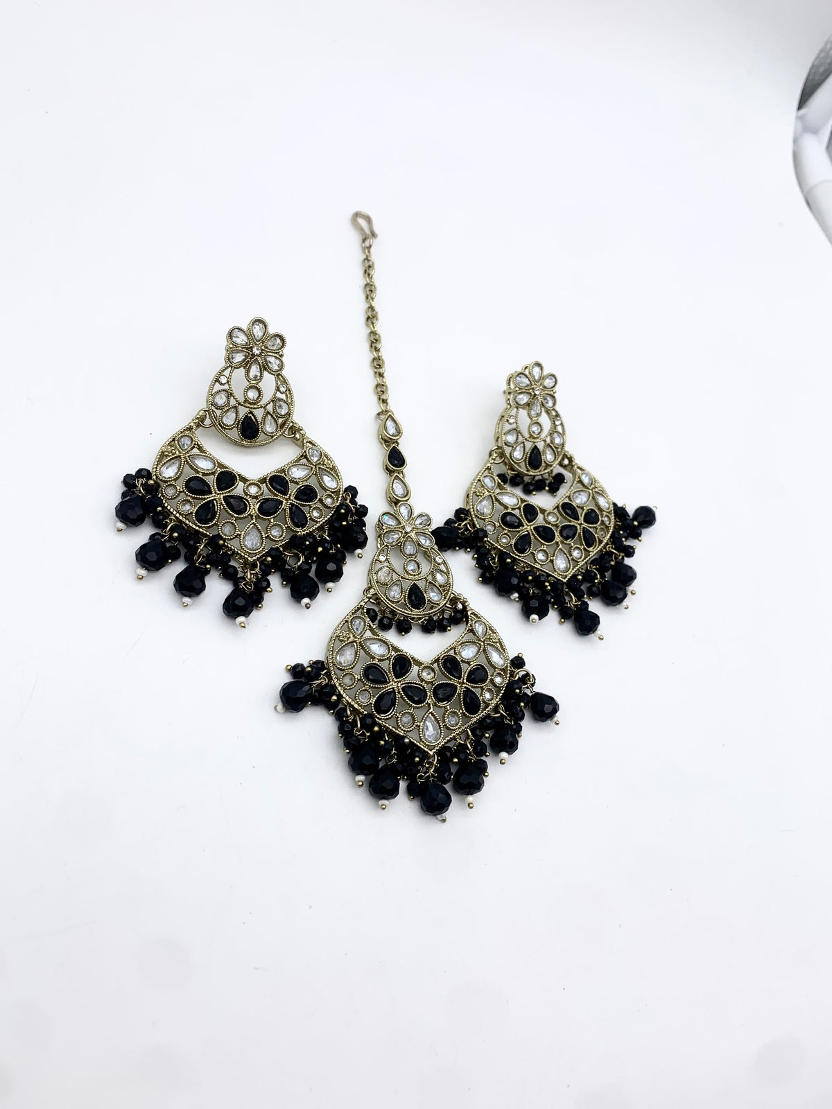 AM600 Gold and Black earring and tikka set Polki