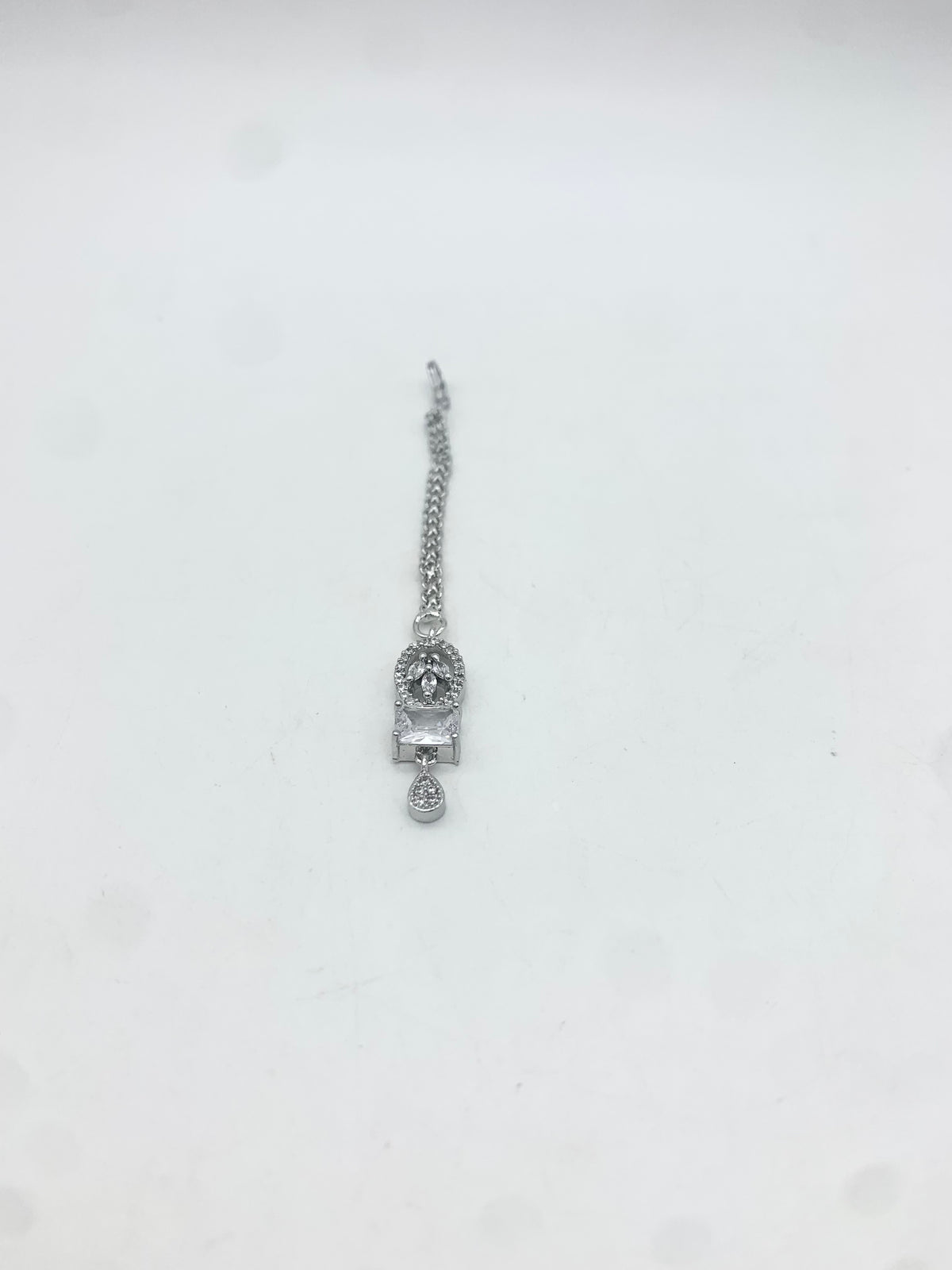 AM670 Silver tikka American diamond