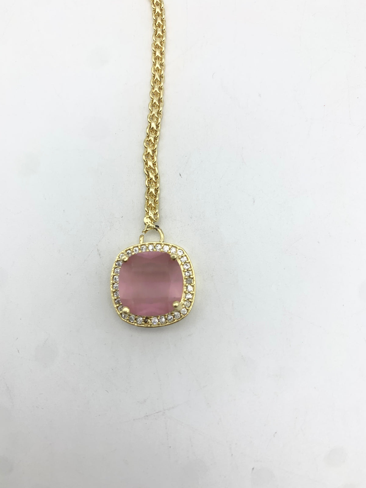 AM665 Gold and and Pink tikka American diamond
