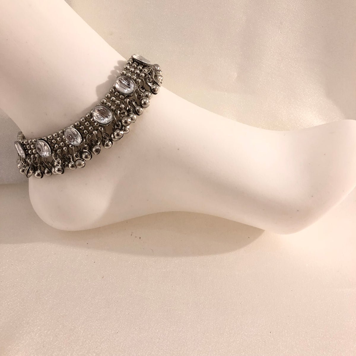 AB11 Bell anklets image 3